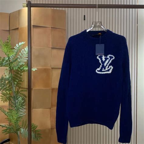 lv毛衣